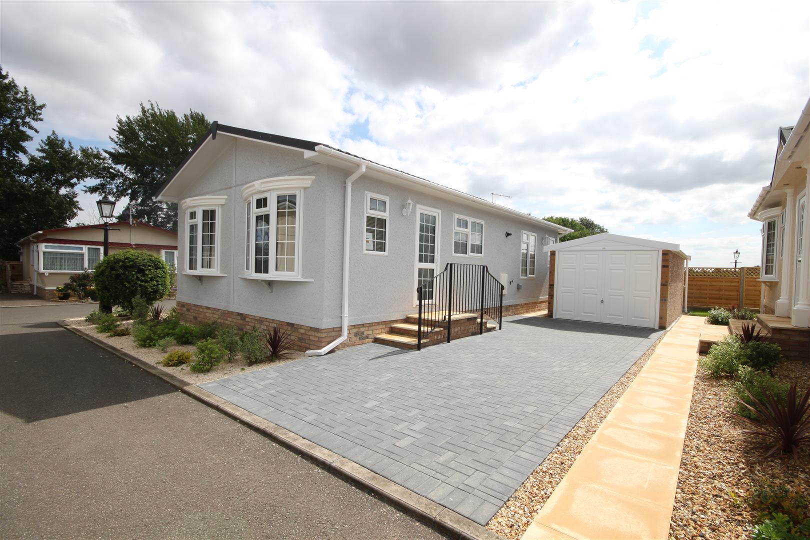 Manor Road, Witchford, Ely image 9